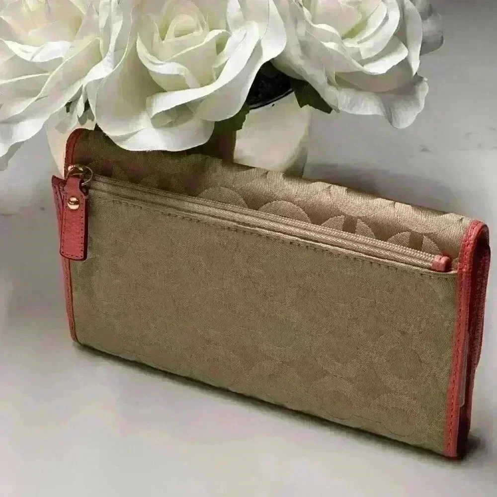Coach Kristin C Op Art Large Checkbook Wallet 45105 NWT! - Picture 3 of 8